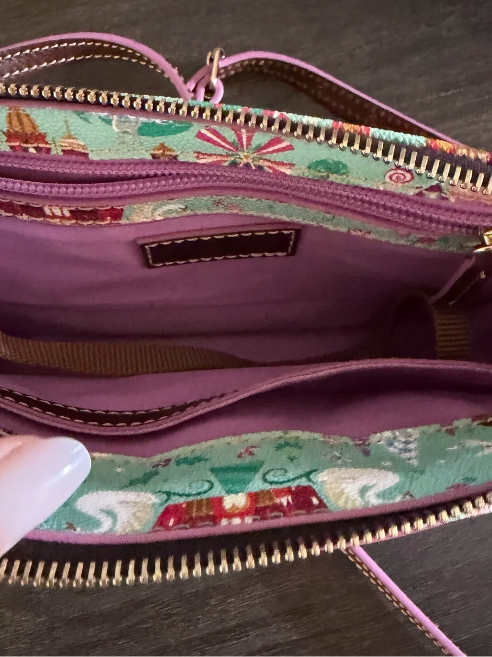 DISNEY Dooney & Bourke- NUTCRACKER & FOUR REALMS Holiday Crossbody Bag/Purse - Picture 6 of 6